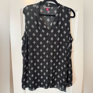 Vince Camuto Sleeveless Blouse Size 2x